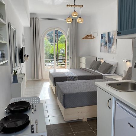 Navy Apartment With Mountain View &Private Parking Vatos Екстер'єр фото