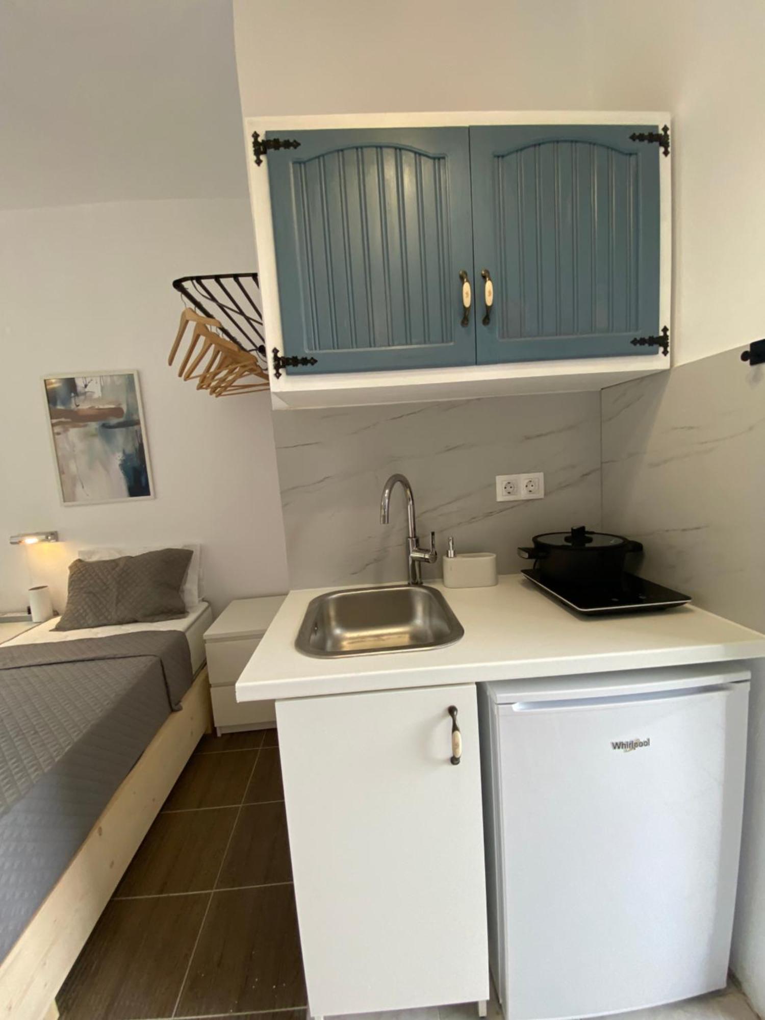 Navy Apartment With Mountain View &Private Parking Vatos Екстер'єр фото